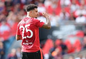 大概率离队？英媒：曼联更衣室认为桑乔能力不足以效力曼联