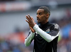 米兰体育APP-利物浦不再报价伊萨克？纽卡跟队：红军走到这一步了，不会放弃