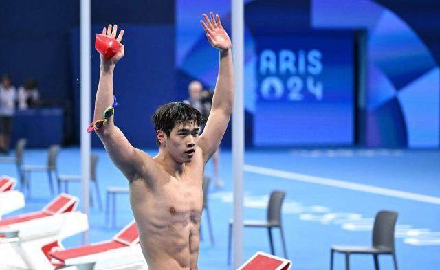 1722613980990004045.jpg 吐槽大会.jpg